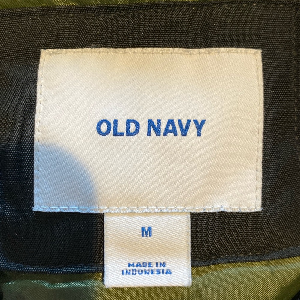 Old Navy Black Faux Fur Parka: Size Medium - Picture 11 of 13